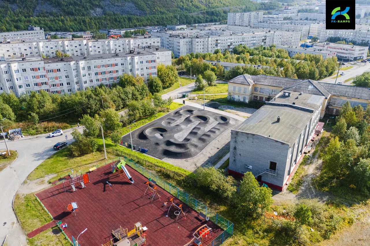 Асфальтовый памп-трек в Кировске (Мурманская область) фото 14