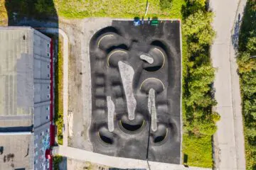 Асфальтовый памп-трек в Кировске (Мурманская область) превью 1