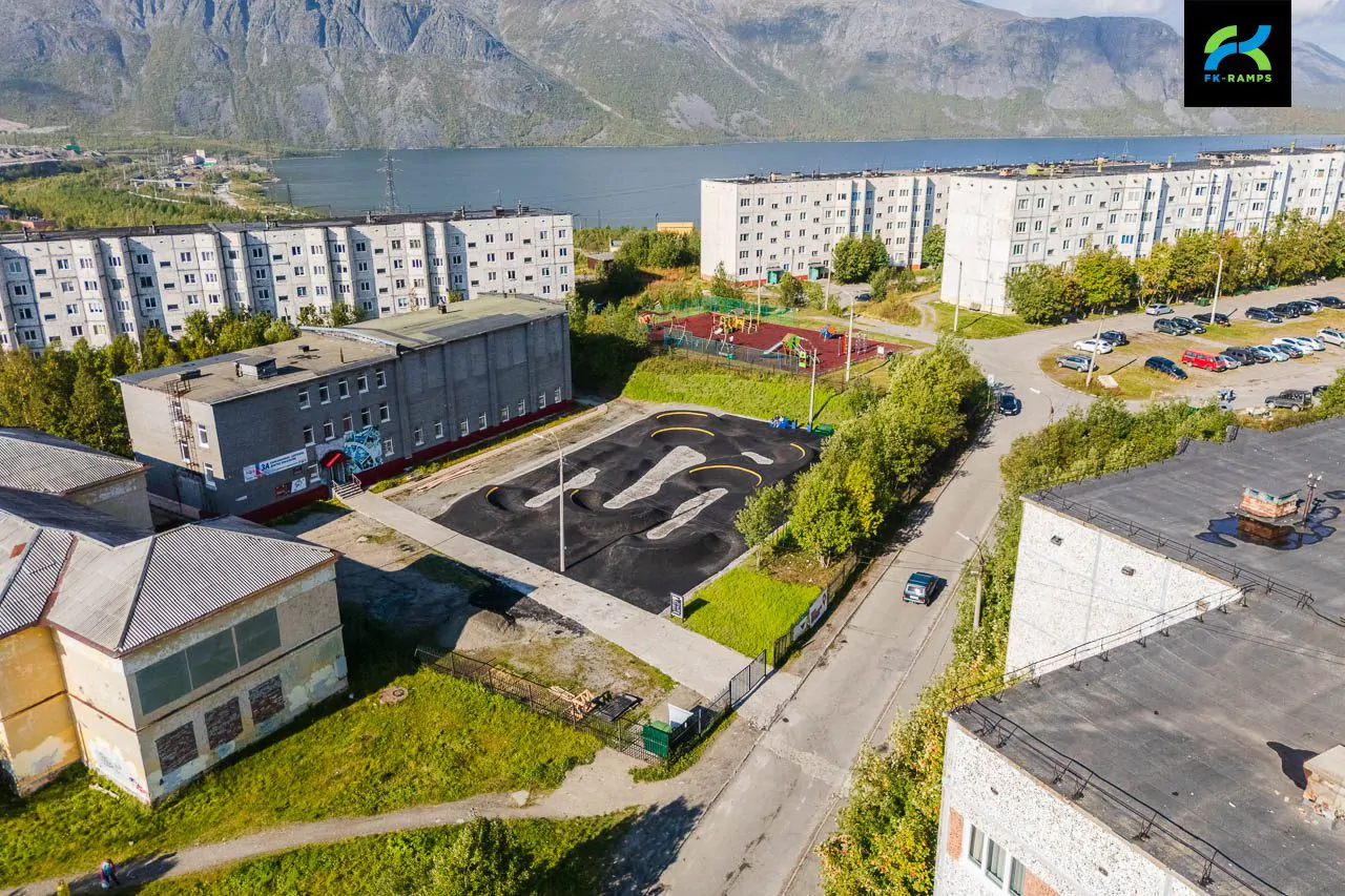 Асфальтовый памп-трек в Кировске (Мурманская область) фото 8