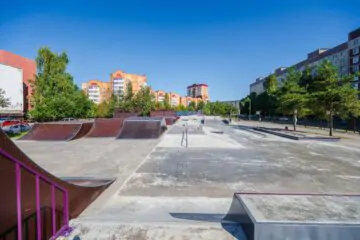 Бетонная плаза и AIR-парк во Всеволожске превью 1