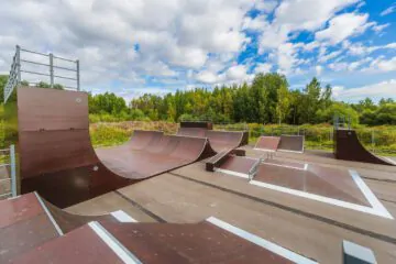 Каркасный скейт-парк в Южно-Приморском парке превью 1